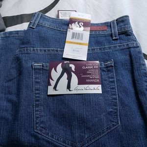 Womens gloria Vanderbilt jeans